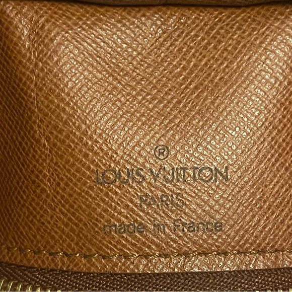 EUC Louis Vuitton Boulogne 35 - Picture 12 of 13